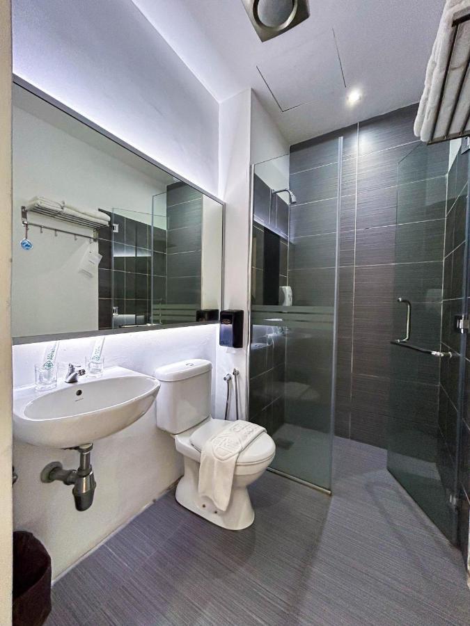 Cel Hotel Skudai Eksteriør billede