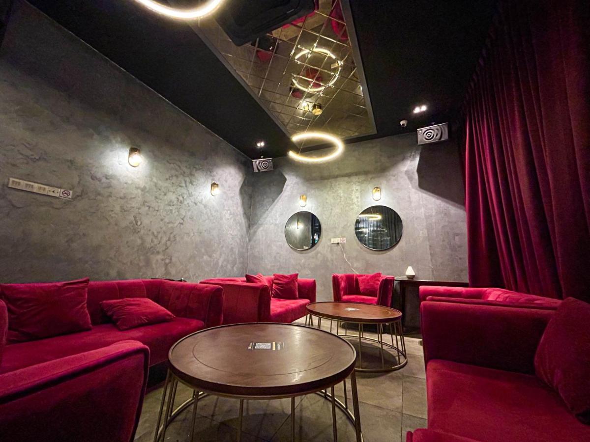 Cel Hotel Skudai Eksteriør billede